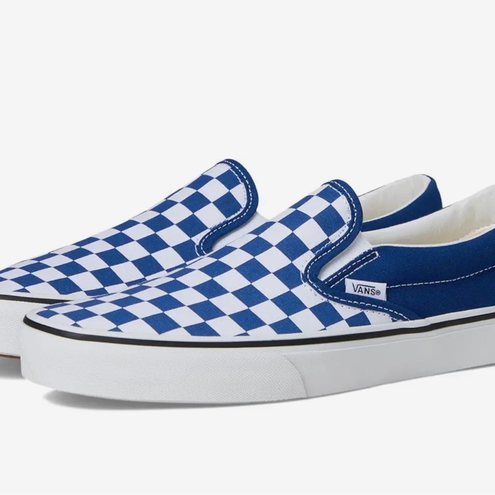 Vans Men's Blue and White Checkered Slip-On Sneakers EUC size 9